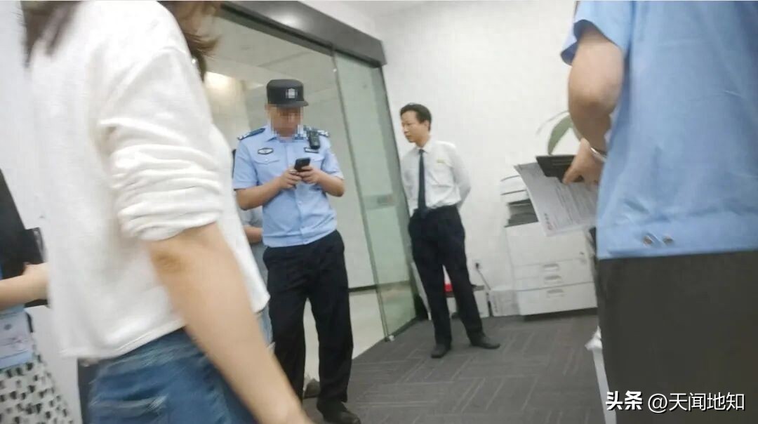 警方突击检查贷款中介公司，AB 贷黑幕曝光！前员工爆料内幕