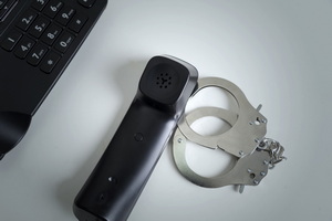 三包期内符合换货条件的,消费者要求退货怎么办?