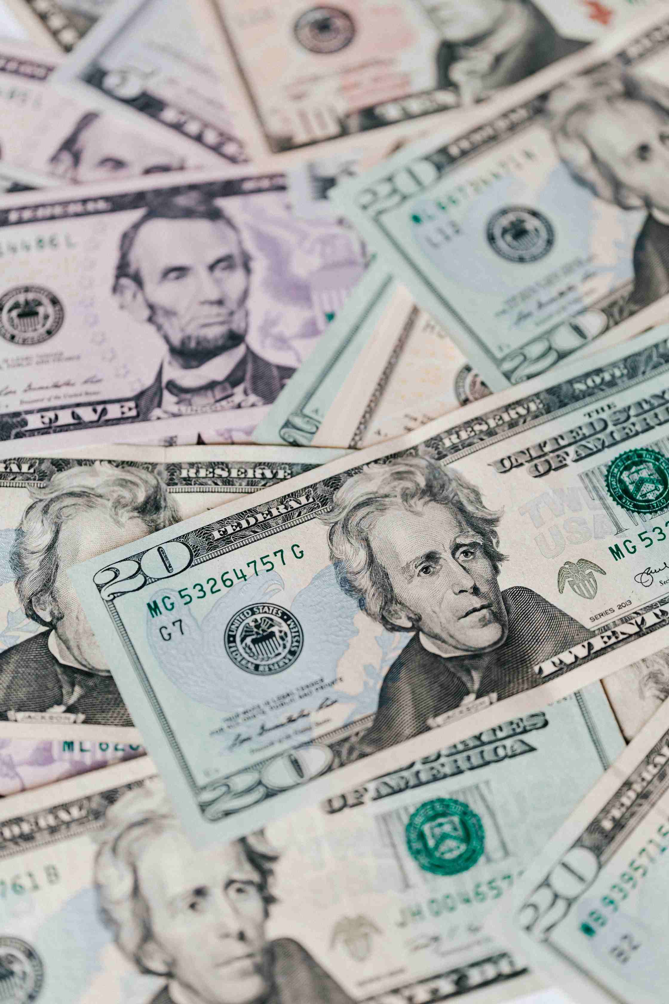 为什么每个股票软件资金不同_金融工具投资策略_股票债券基金衍生品对比