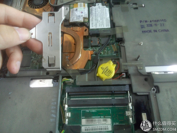 IBM T60拆机教程_老款IBM T60散热问题解决_ibm旧笔记本电脑多少钱