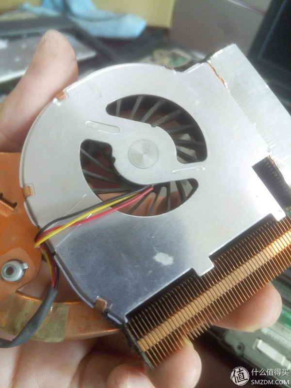 老款IBM T60散热问题解决_IBM T60拆机教程_ibm旧笔记本电脑多少钱