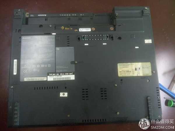 IBM T60拆机教程_老款IBM T60散热问题解决_ibm旧笔记本电脑多少钱