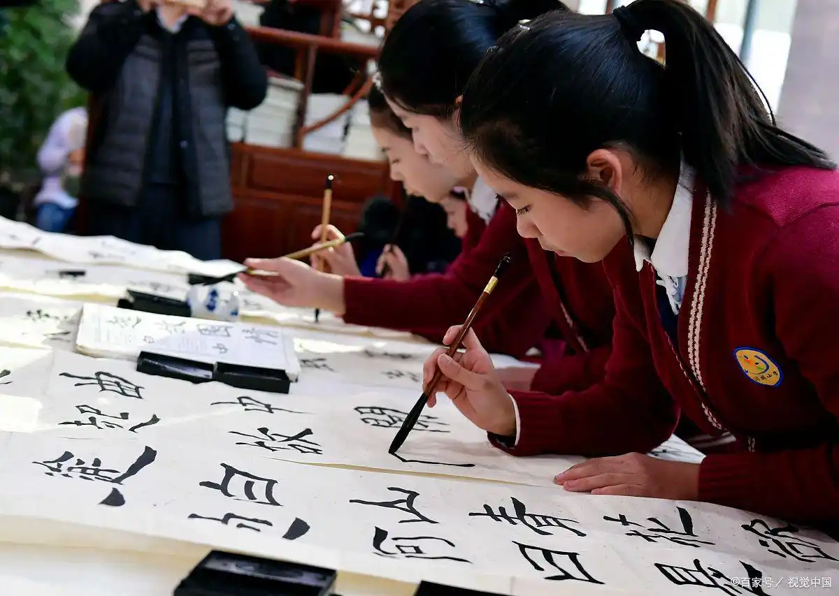 正规兼职赚钱渠道_找工作赚钱在家做兼职_上班族副业赚钱方法