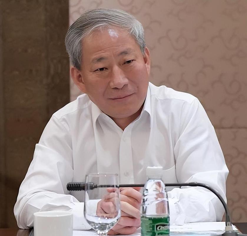 中国太平洋集团_严介和 清洁工高薪 太平洋建设集团