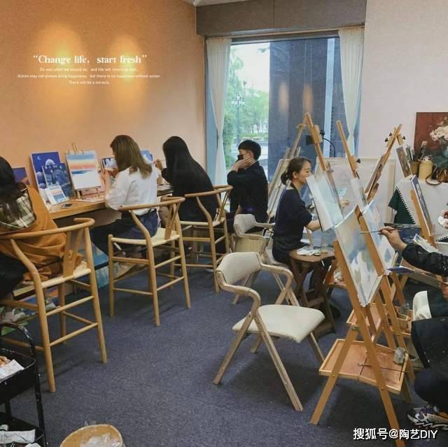 做什么手工简单赚钱_私人订制手工_手工爱好者变现方式
